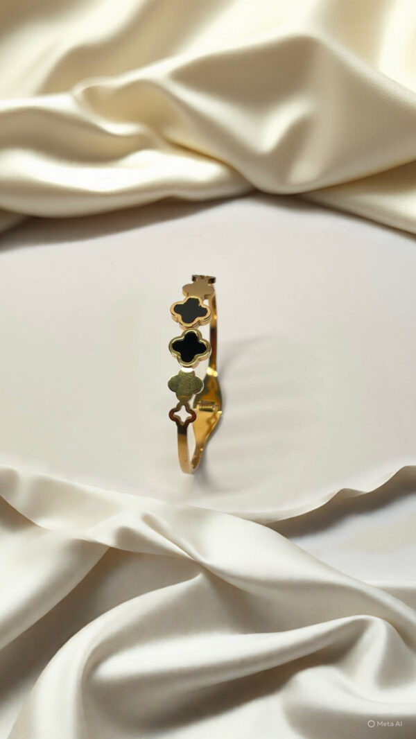 Twin Clover Black- Bracelet